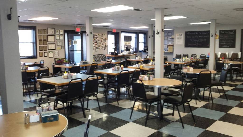 St Daves Diner | restaurant | 2925 ON-35, Lindsay, ON K9V 4R4, Canada | 7053289411 OR +1 705-328-9411