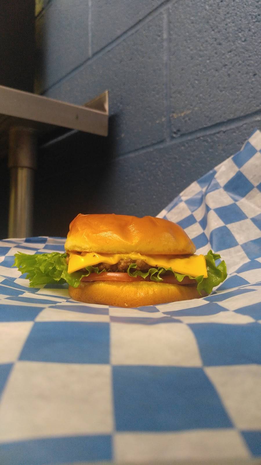 Barnetts Dairyette | restaurant | 111 W Tulsa St, Siloam Springs, AR 72761, USA | 4795243211 OR +1 479-524-3211