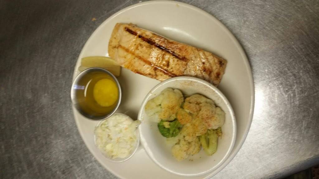 Parnells Place | restaurant | 2932 Fond Du Lac Rd, Oshkosh, WI 54902, USA | 9202359770 OR +1 920-235-9770