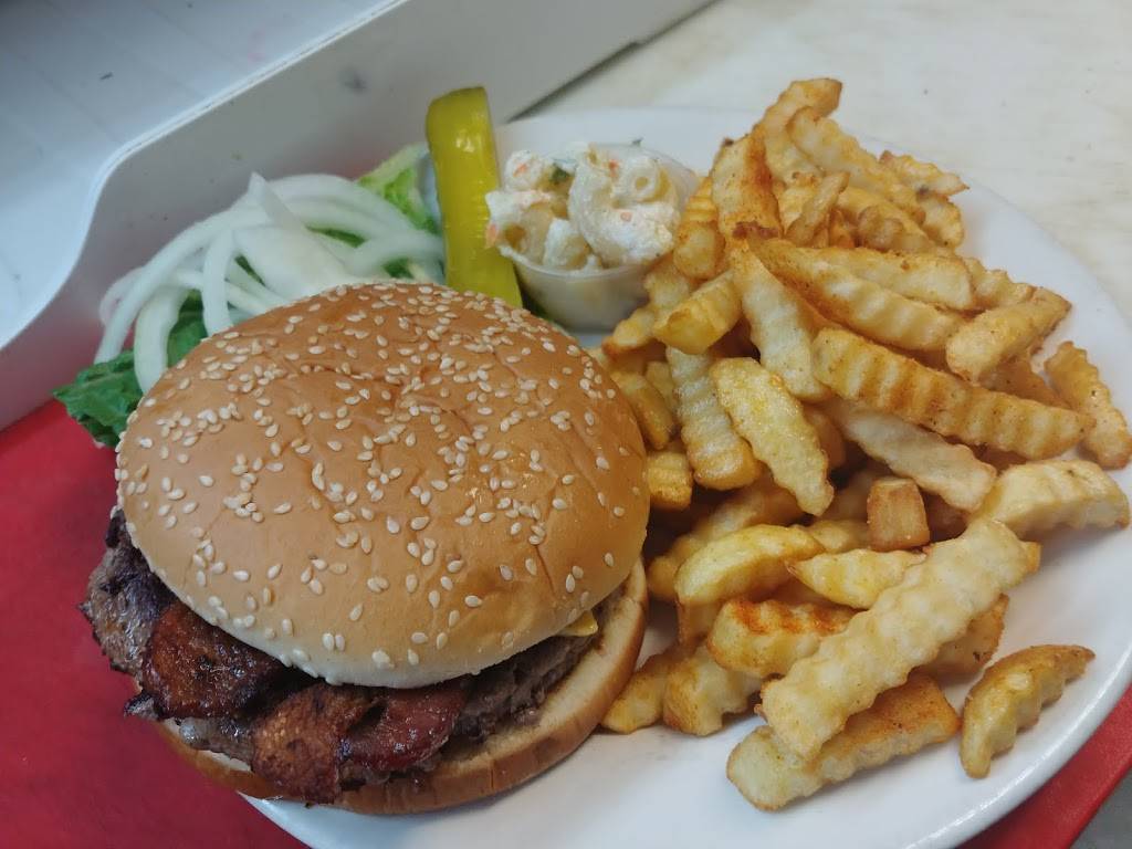 Plaza Diner | restaurant | 3118 S University Dr, Miramar, FL 33025, USA | 9544352225 OR +1 954-435-2225