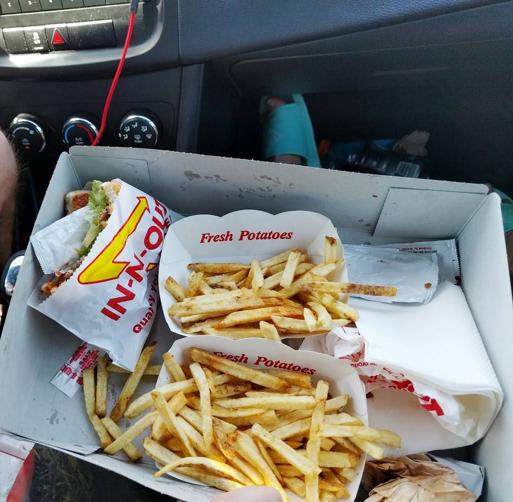 In-N-Out Burger | restaurant | 873 N Promenade Pkwy, Casa Grande, AZ 85194, USA | 8007861000 OR +1 800-786-1000