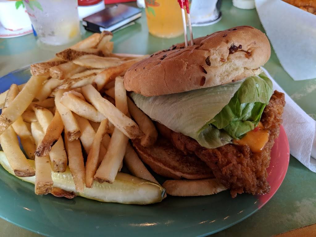 Frenchys Outpost Bar and Grill | restaurant | 466 Causeway Blvd, Dunedin, FL 34698, USA | 7272866139 OR +1 727-286-6139