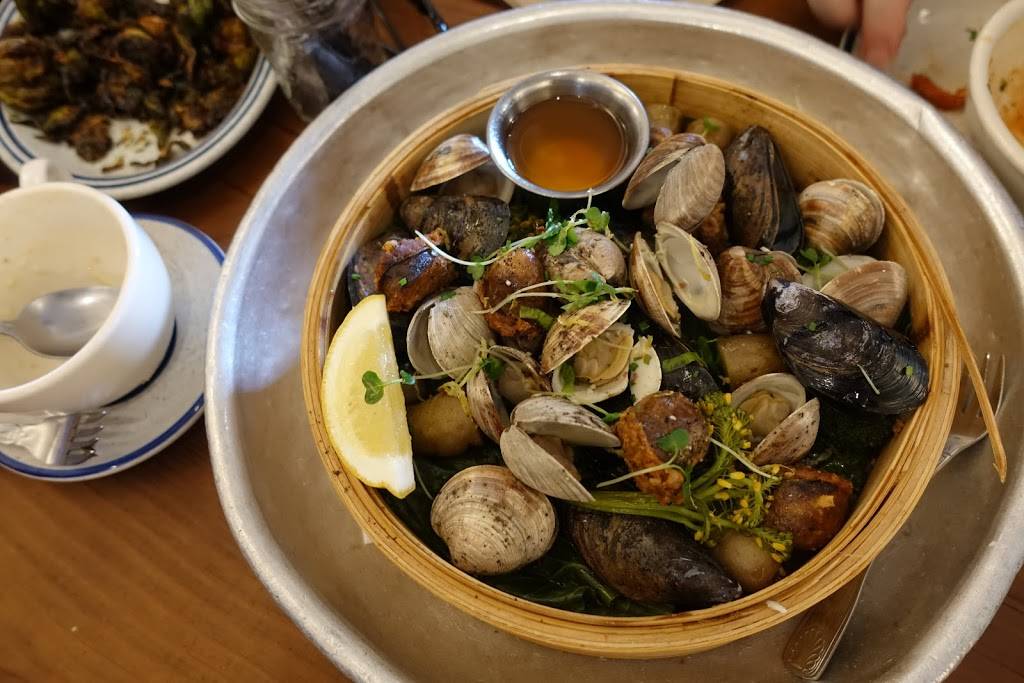 Fish | restaurant | 350 Harbor Dr, Sausalito, CA 94965, USA | 4153313474 OR +1 415-331-3474