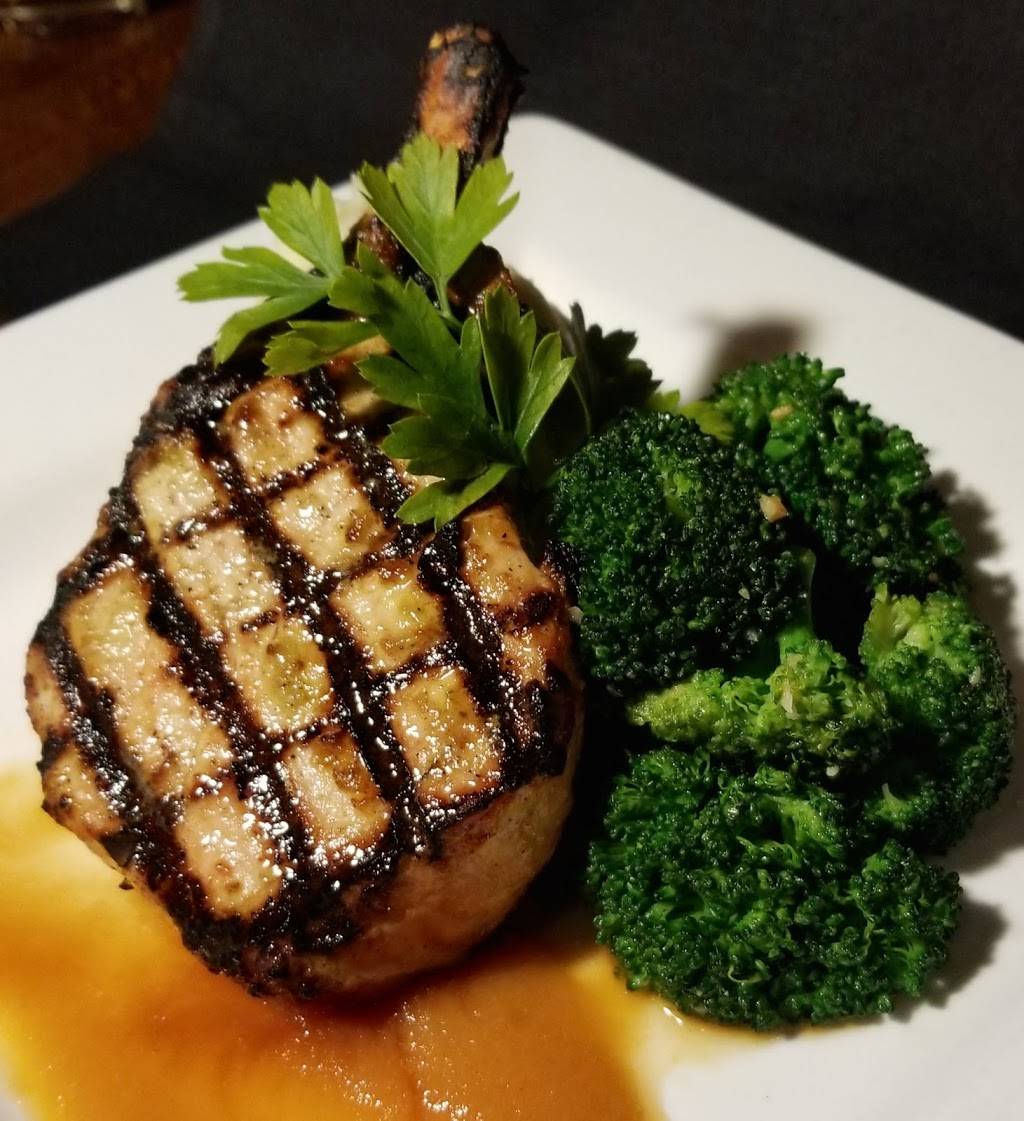 Hopvine Brewing Company | restaurant | 4030 Fox Valley Center Dr, Aurora, IL 60504, USA | 6302296030 OR +1 630-229-6030