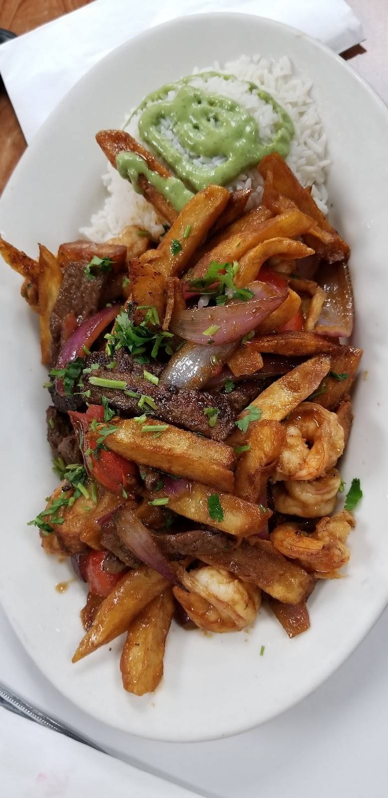 Inti Restaurant | restaurant | 5870 Melrose Ave, Los Angeles, CA 90038, USA | 3239622027 OR +1 323-962-2027