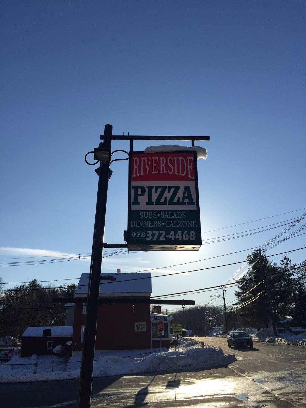 Riverside Pizza | restaurant | 180 Main St, Groveland, MA 01834, USA | 9783724468 OR +1 978-372-4468