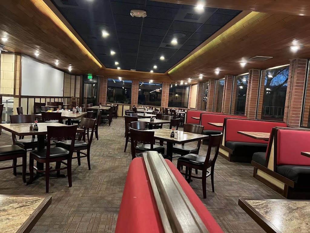 CHEN’S Family Dish | restaurant | 718 S Riverside Ave, Medford, OR 97501, USA | 5418581668 OR +1 541-858-1668