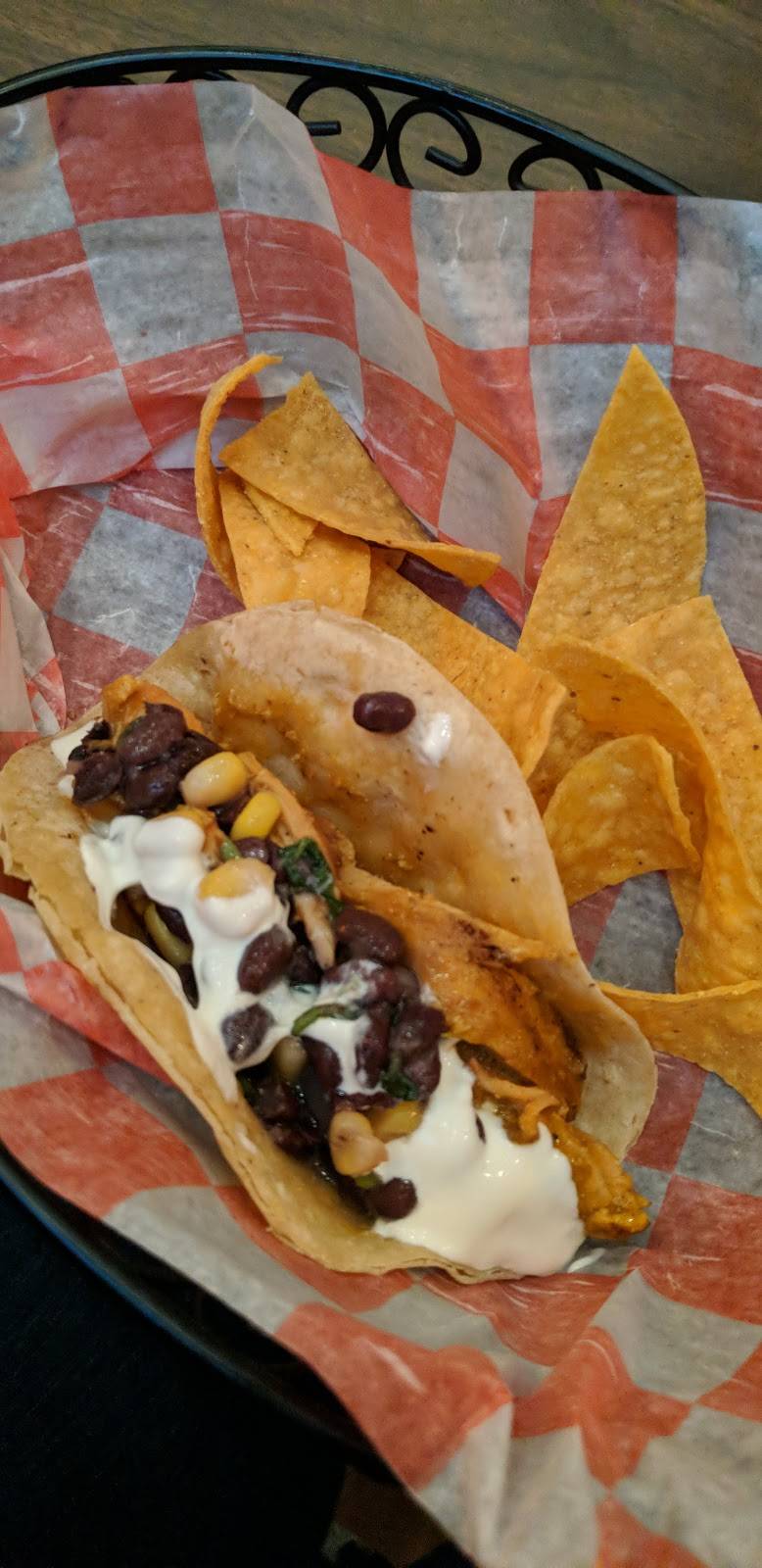 I Am Nacho Mama | restaurant | 7 W Village Green, Hicksville, NY 11801, USA | 5162260228 OR +1 516-226-0228