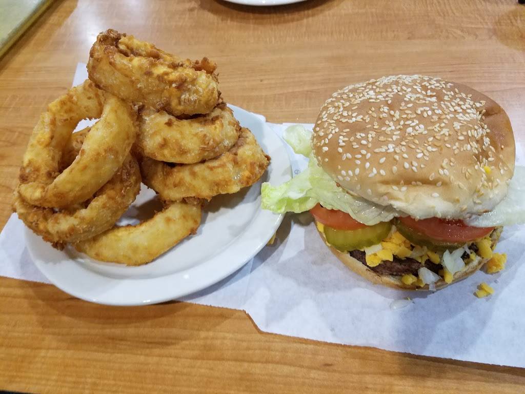 Johnnies Charcoal Broiler | restaurant | 6629 Northwest Expy, Oklahoma City, OK 73132, USA | 4054700177 OR +1 405-470-0177