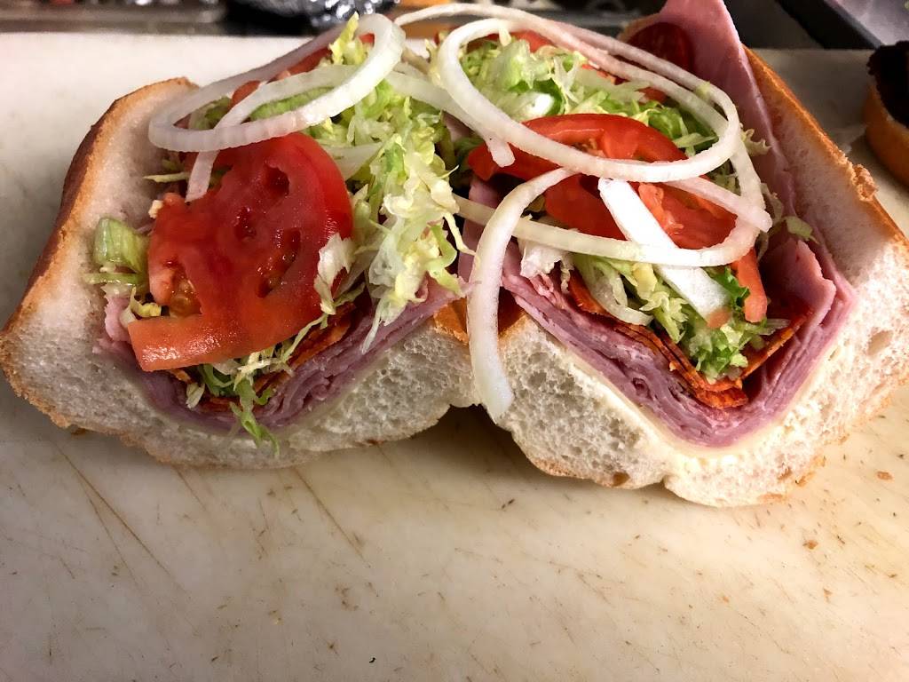 Dennys Pizza | restaurant | 520 Broadway, Newark, NJ 07104, USA | 9733688477 OR +1 973-368-8477