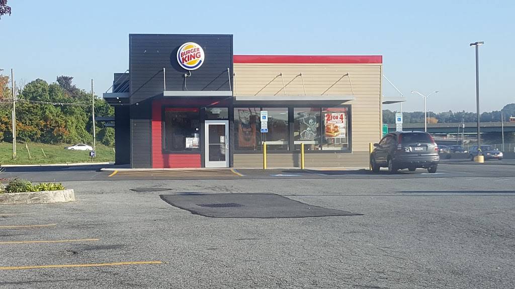 Burger King | restaurant | 826 Central Park Ave, Yonkers, NY 10704, USA | 9149696044 OR +1 914-969-6044