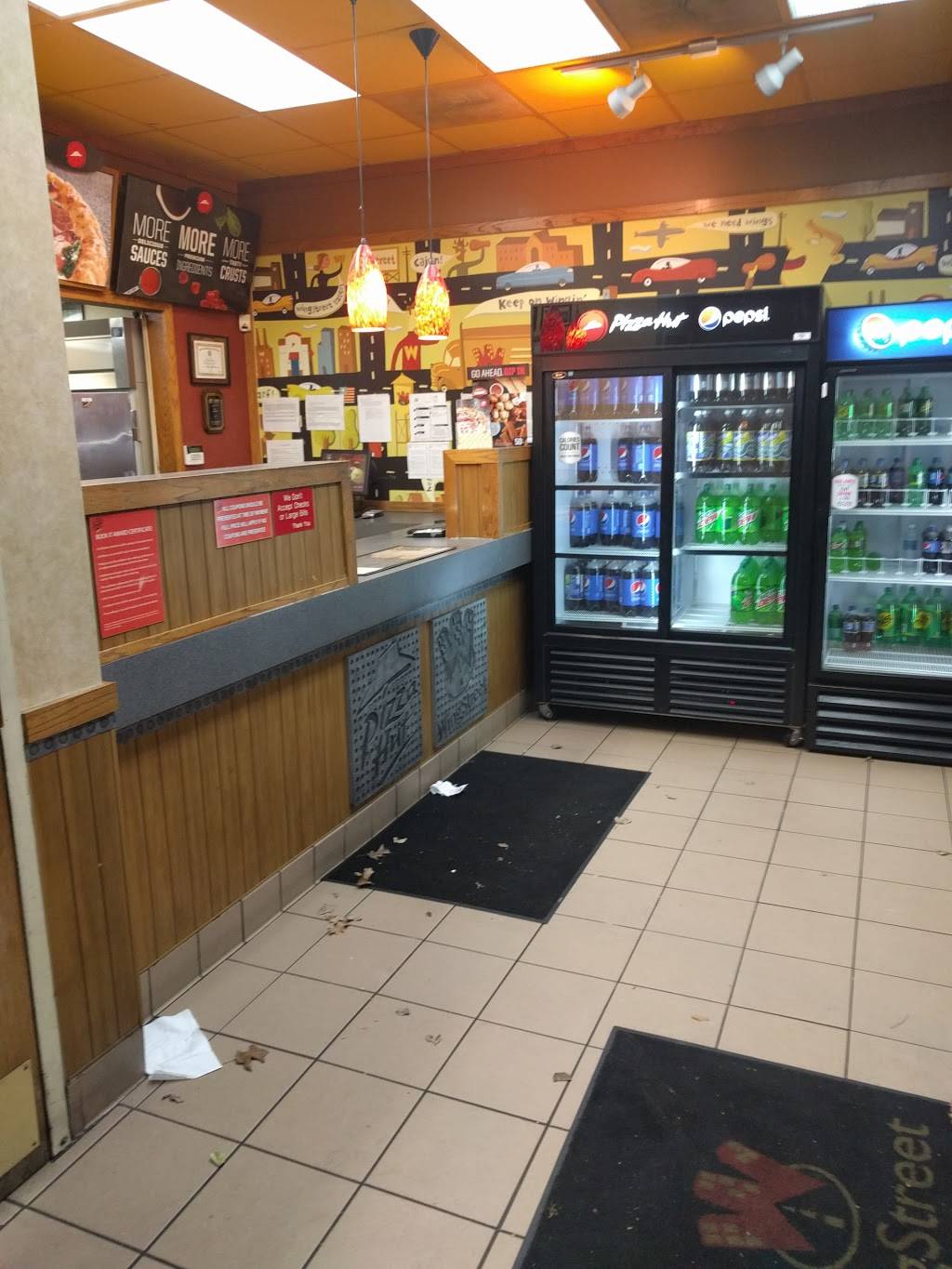 Pizza Hut | restaurant | 299 Muddy Branch Rd, Gaithersburg, MD 20878, USA | 3019900202 OR +1 301-990-0202