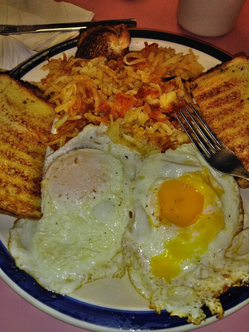 Lindas Corner Diner | restaurant | 1173 Auburn Rd, Locke, NY 13092, USA | 6075339810 OR +1 607-533-9810