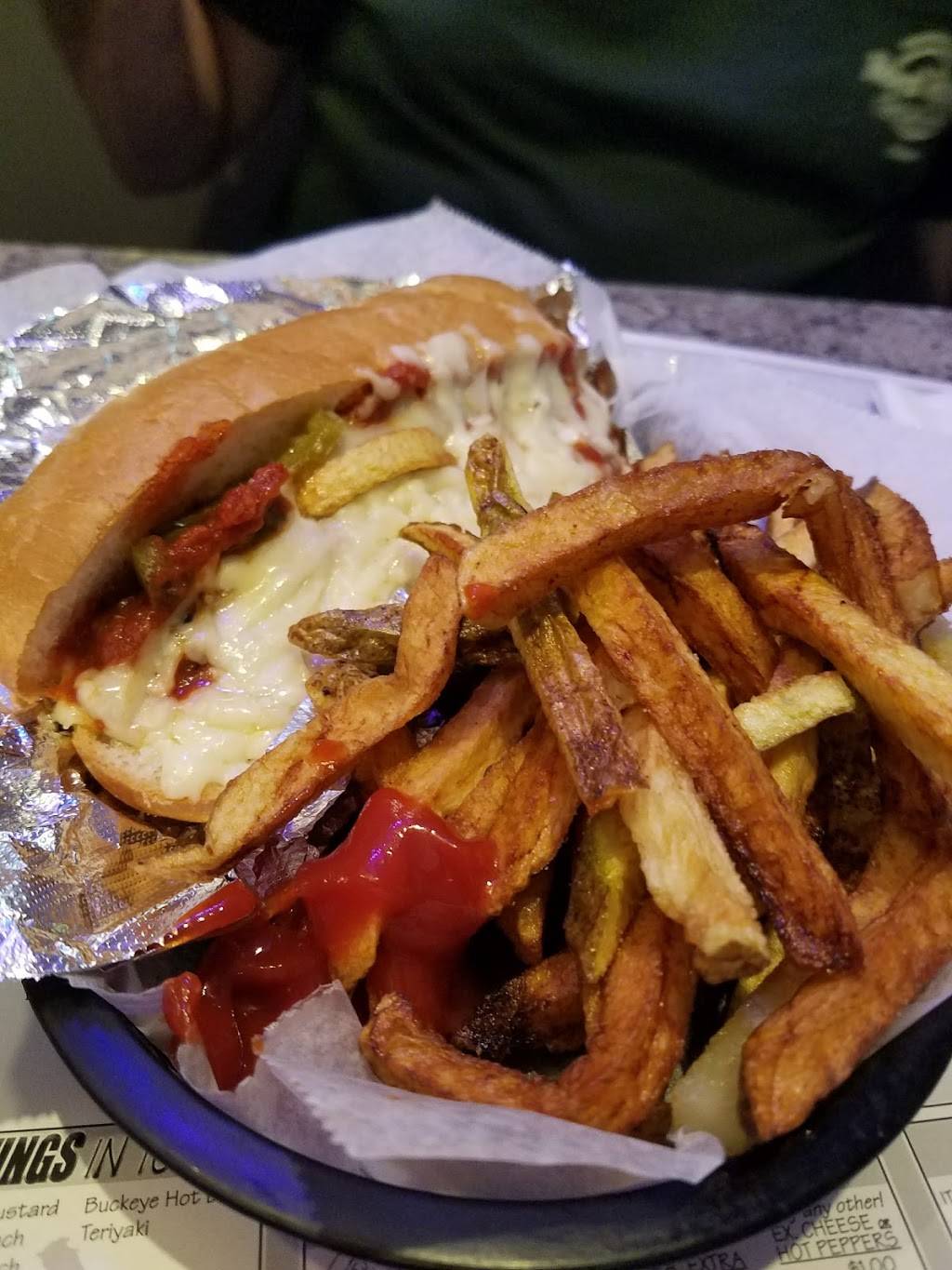 LA Villa Sports Bar & Grille | restaurant | 810 Youngstown-Poland Rd, Struthers, OH 44471, USA | 3307558744 OR +1 330-755-8744