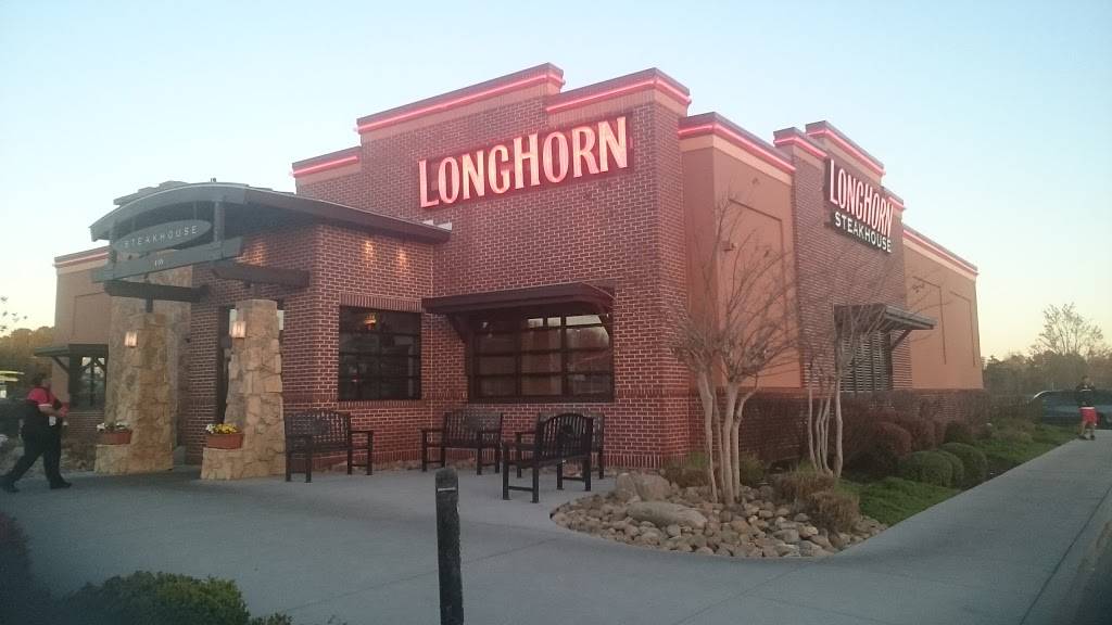 LongHorn Steakhouse | meal takeaway | 1155 Bankhead Hwy, Carrollton, GA 30116, USA | 7708385886 OR +1 770-838-5886
