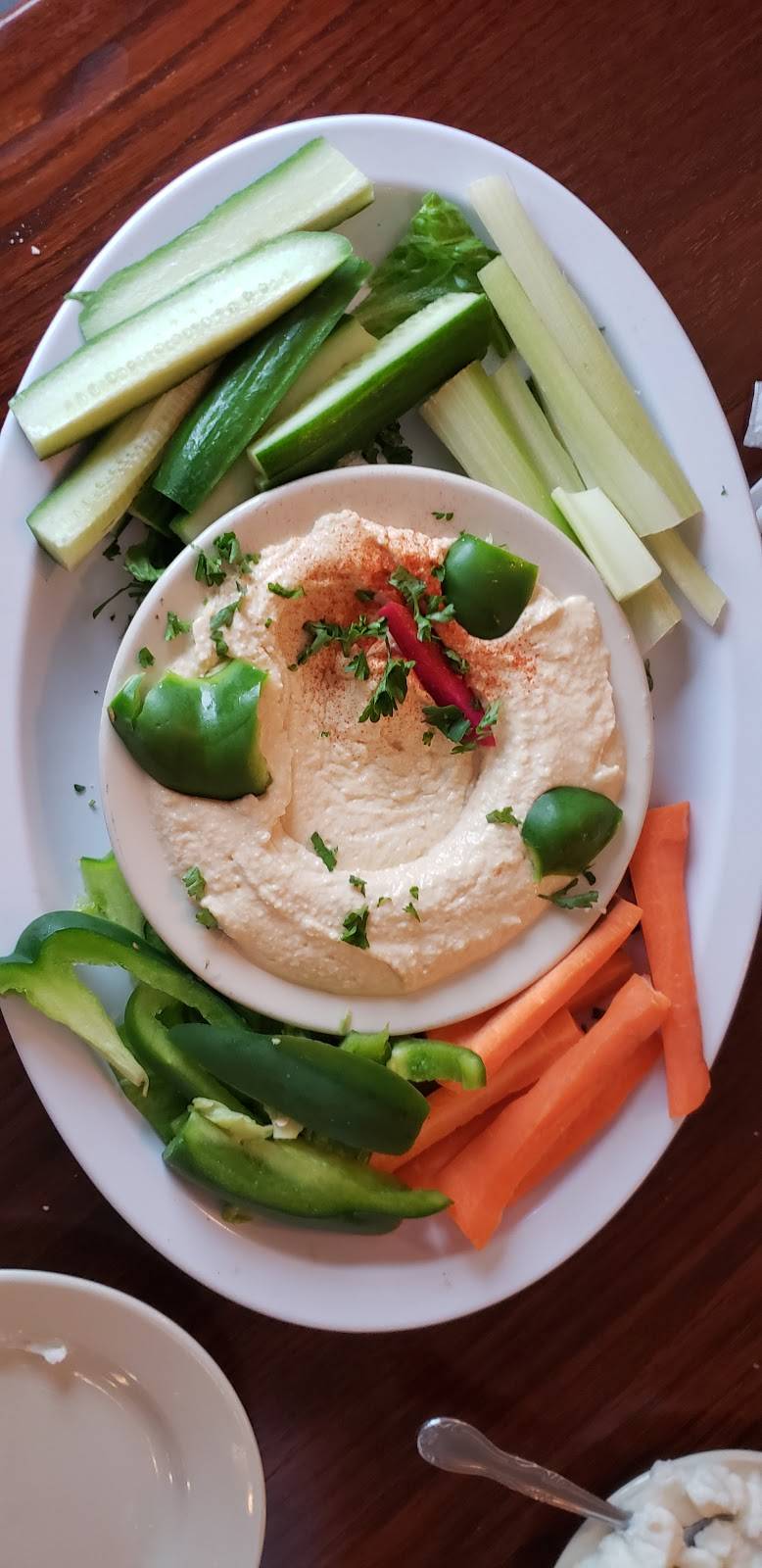 Sheshco Mediterranean Grill | restaurant | 2121 Celebration Dr NE #700, Grand Rapids, MI 49525, USA | 6163640600 OR +1 616-364-0600