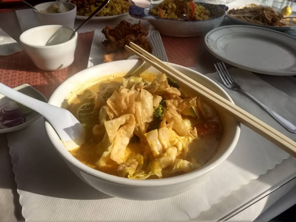 Ploy II Thai Cuisine | restaurant | 1770 Haight St, San Francisco, CA 94117, USA | 4153879224 OR +1 415-387-9224