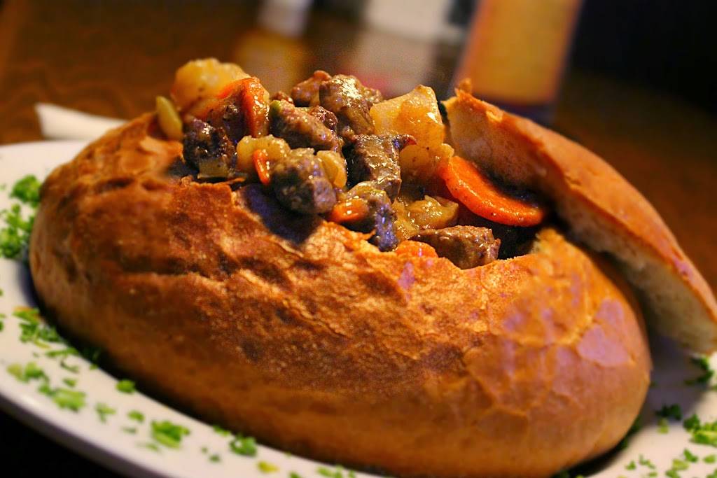 Village Tavern & Grill of Carol Stream | restaurant | 291 S Schmale Rd, Carol Stream, IL 60185, USA | 6306681101 OR +1 630-668-1101