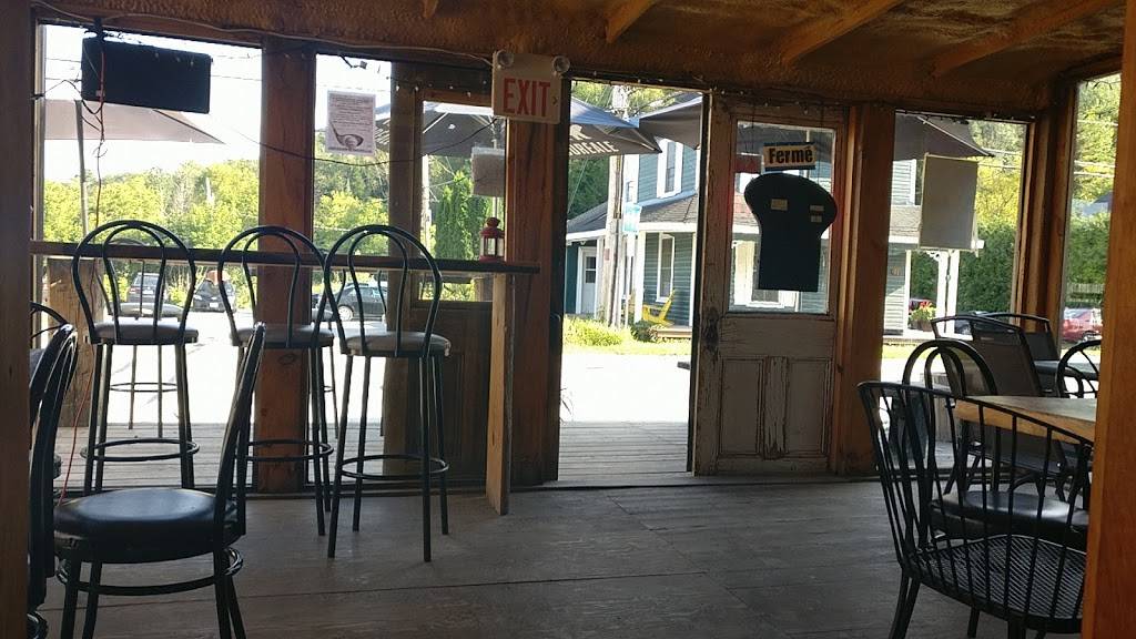 MJMD Pizza de Luigi | restaurant | Valley Dr, Wakefield, QC J0X 3G0, Canada | 8197200021 OR +1 819-720-0021