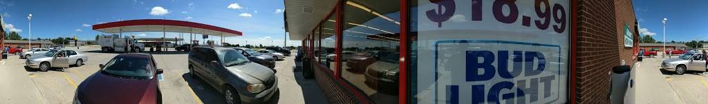 Kum & Go | meal takeaway | 109 S 5th St, Adair, IA 50002, USA | 6417423857 OR +1 641-742-3857