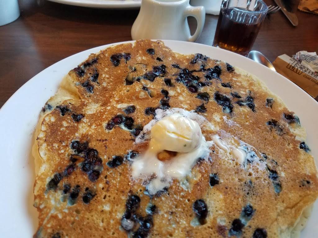 Googie Grill | cafe | 1520 Del Monte Blvd, Seaside, CA 93955, USA | 8313921520 OR +1 831-392-1520