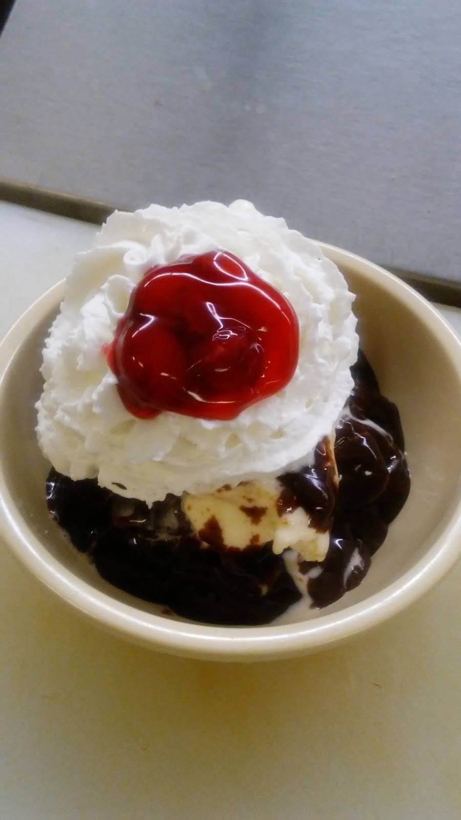 Angies Diner | restaurant | 751 Dayton-Oxford Rd, Franklin, OH 45005, USA | 9377464487 OR +1 937-746-4487