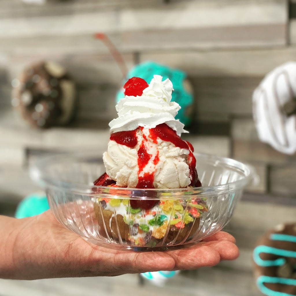 Ohana Donuts & Ice Cream | bakery | 11640 Brooks School Rd Suite 100, Fishers, IN 46037, USA | 3172880922 OR +1 317-288-0922