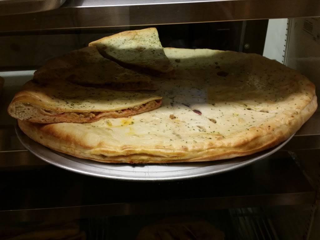 Milanos Pizza | restaurant | 4680 Merchants Park Cir #218, Collierville, TN 38017, USA | 9018530555 OR +1 901-853-0555