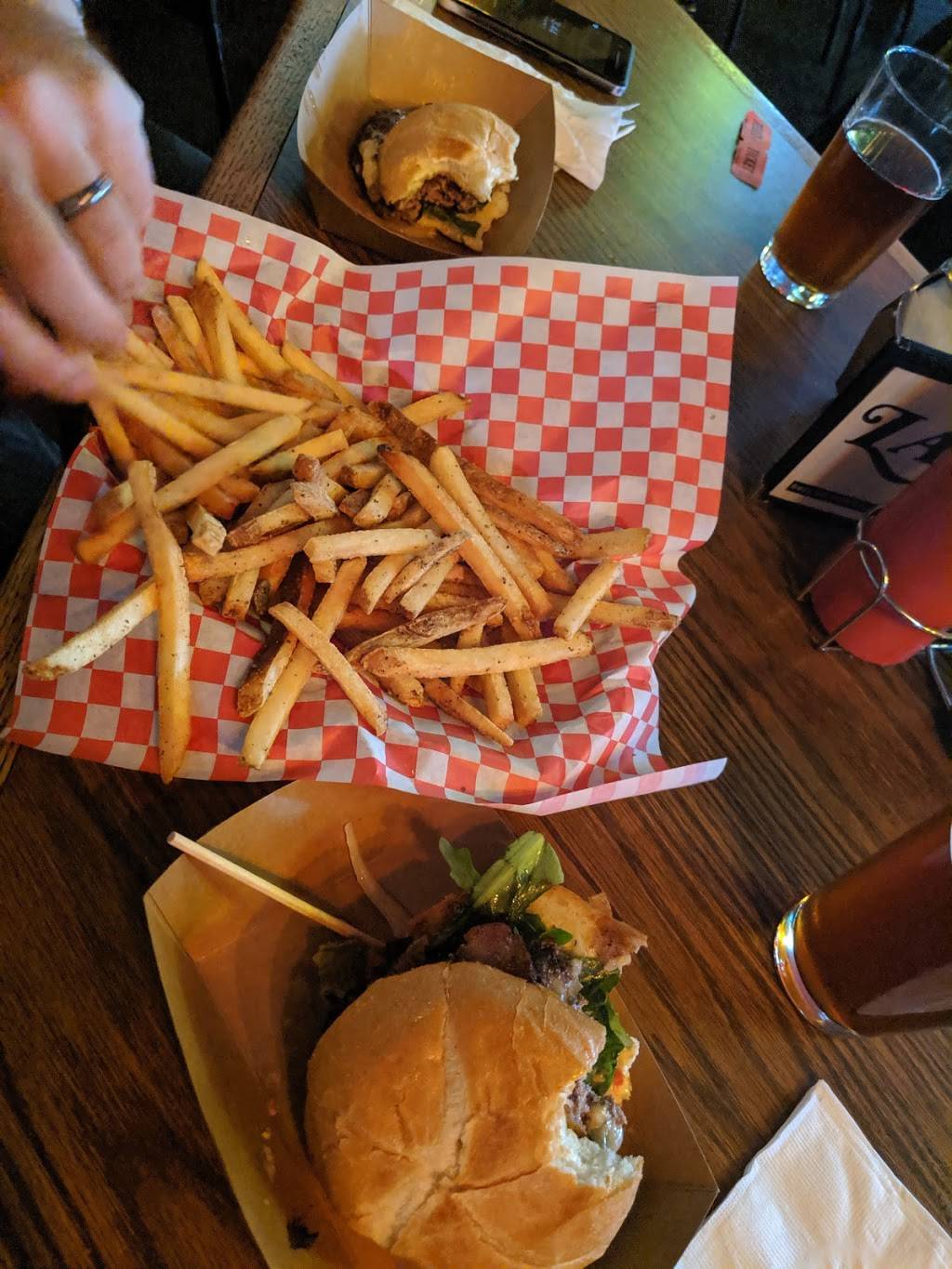 Lay Low | restaurant | 6015 SE Powell Blvd, Portland, OR 97206, USA | 5037744645 OR +1 503-774-4645