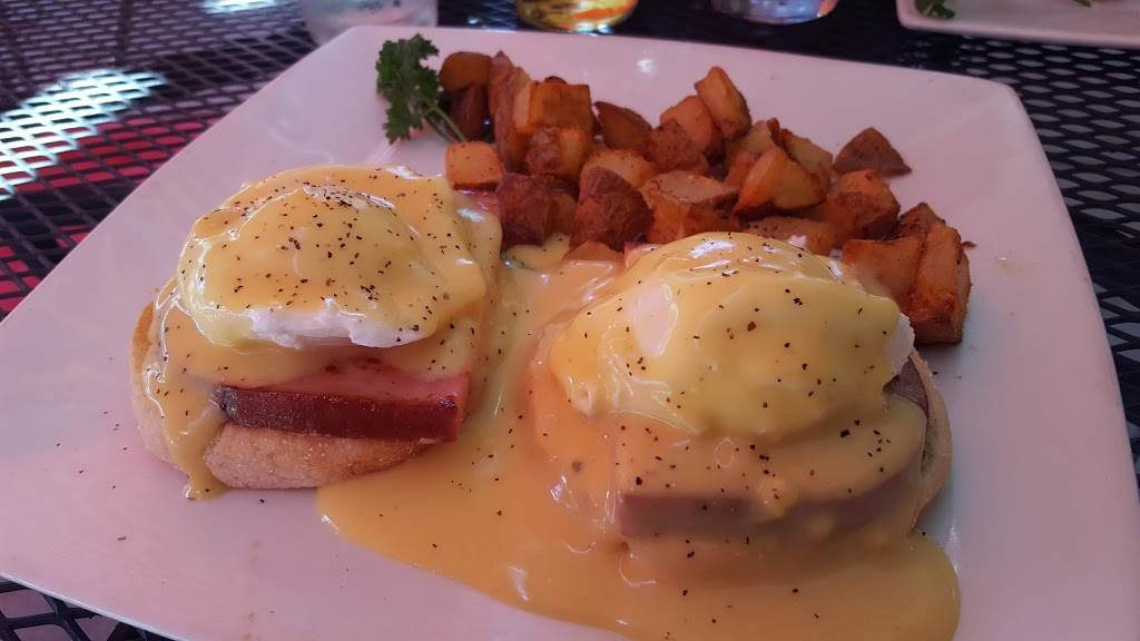 Moreys Place | restaurant | 303 El Camino Real, Tustin, CA 92780, USA | 7144862528 OR +1 714-486-2528