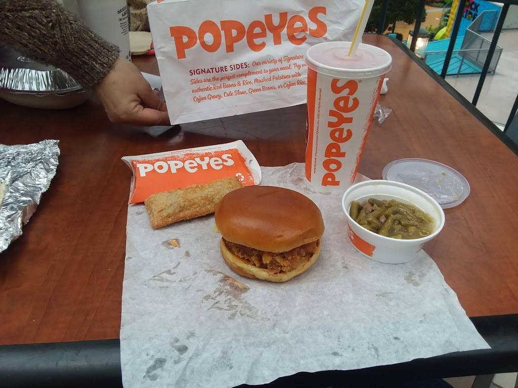 Popeyes Louisiana Kitchen | restaurant | Level 3, 388 South Avenue Lindau Lane &, Ikea Way, Bloomington, MN 55425, USA | 9524176678 OR +1 952-417-6678