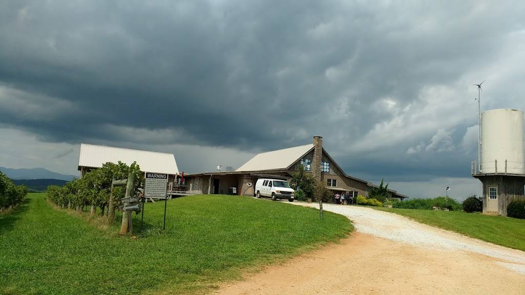Chattooga Belle Farm | restaurant | 454 Damascus Church Rd, Long Creek, SC 29658, USA | 8646479768 OR +1 864-647-9768