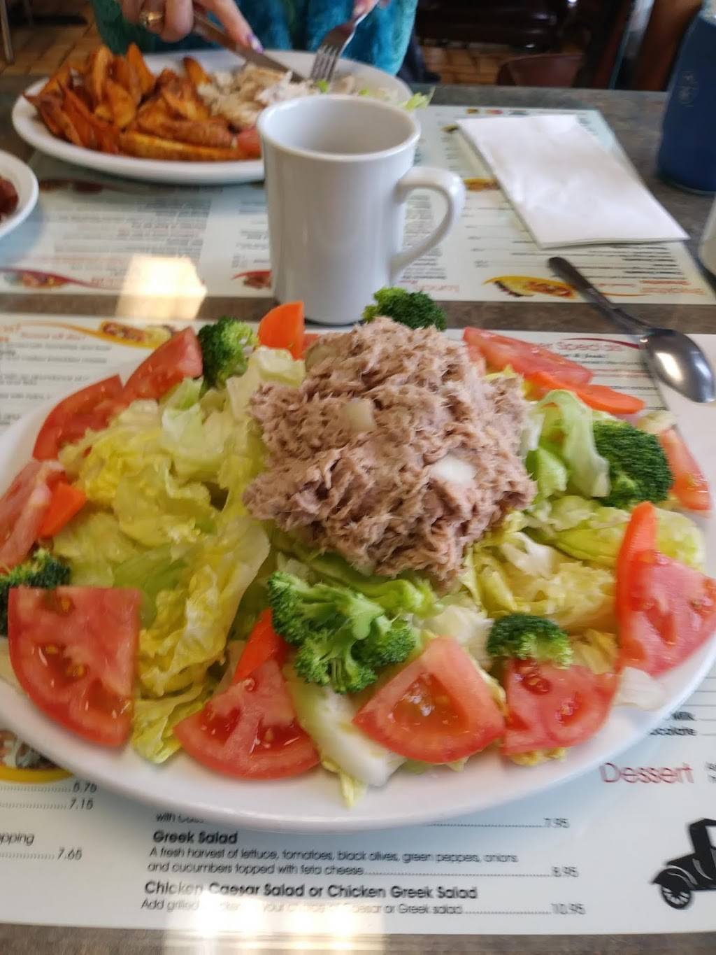 Back Road Cafe | restaurant | 3316 Grand Marais Rd E, Windsor, ON N8W 1W7, Canada | 5199442950 OR +1 519-944-2950