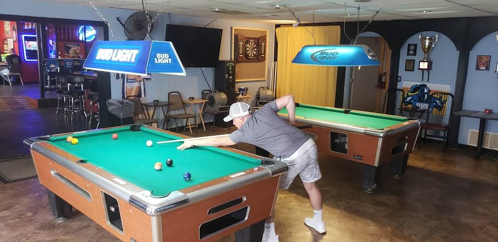 Tanks Pub & Grill | restaurant | 129 W Veterans Memorial Blvd, Killeen, TX 76541, USA | 2542002530 OR +1 254-200-2530