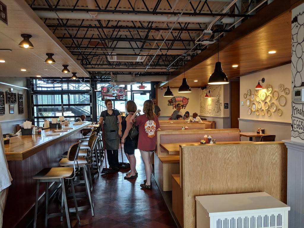 Big Bad Breakfast | cafe | 1926 29th Ave S, Homewood, AL 35209, USA | 2056667099 OR +1 205-666-7099