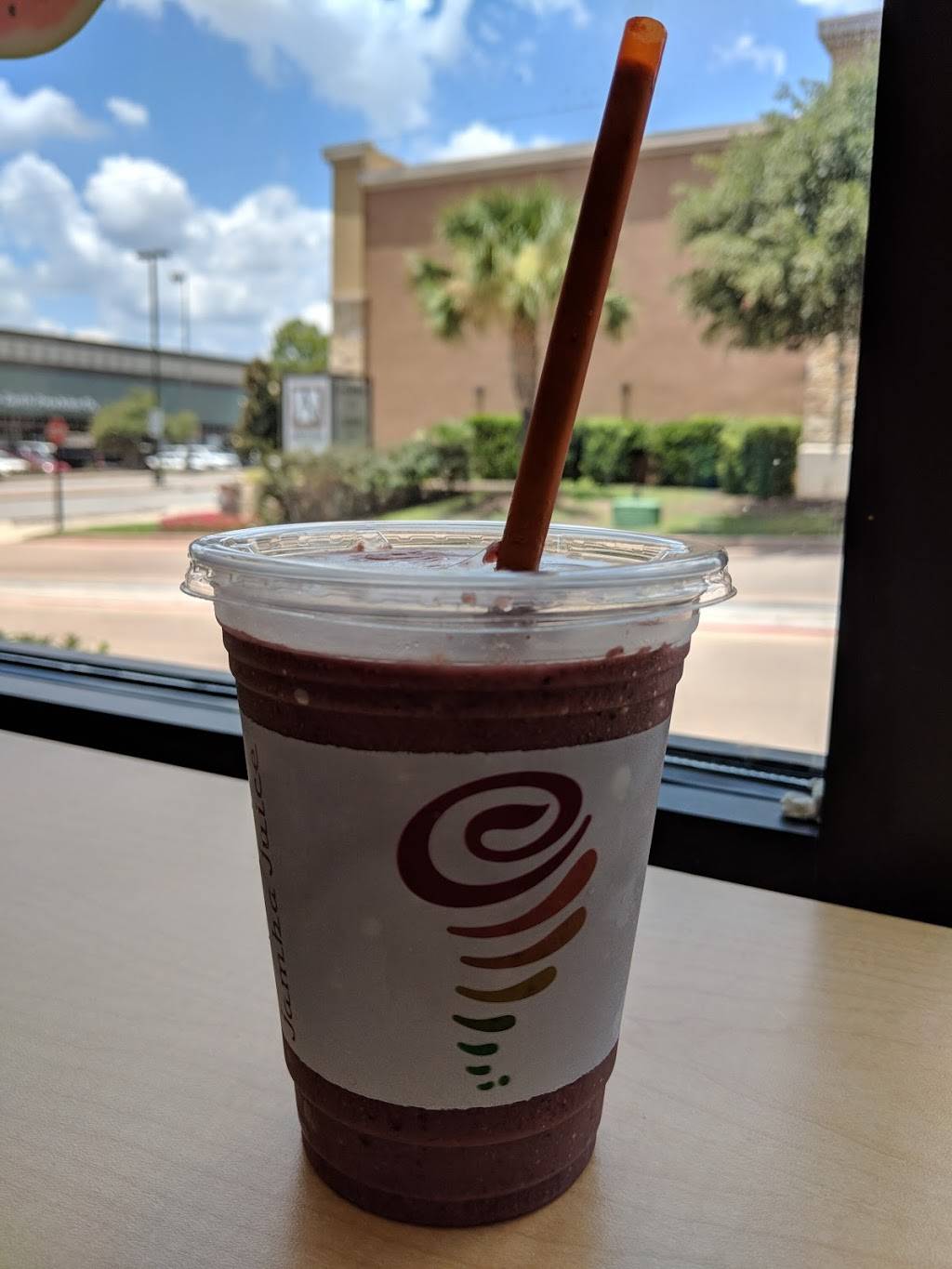 Jamba Juice | restaurant | 290 E Basse Rd #101, San Antonio, TX 78209, USA | 2108240050 OR +1 210-824-0050