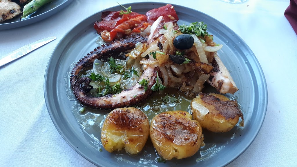 Braga Portuguese Restaurant | restaurant | 1401 SW 22nd St, Miami, FL 33145, USA | 3053920959 OR +1 305-392-0959