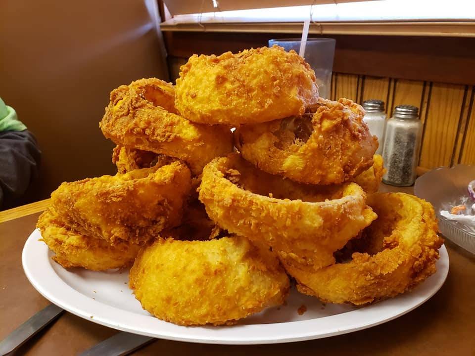 PTs | restaurant | 501 S Broadway, Oak Grove, MO 64075, USA | 8166907878 OR +1 816-690-7878