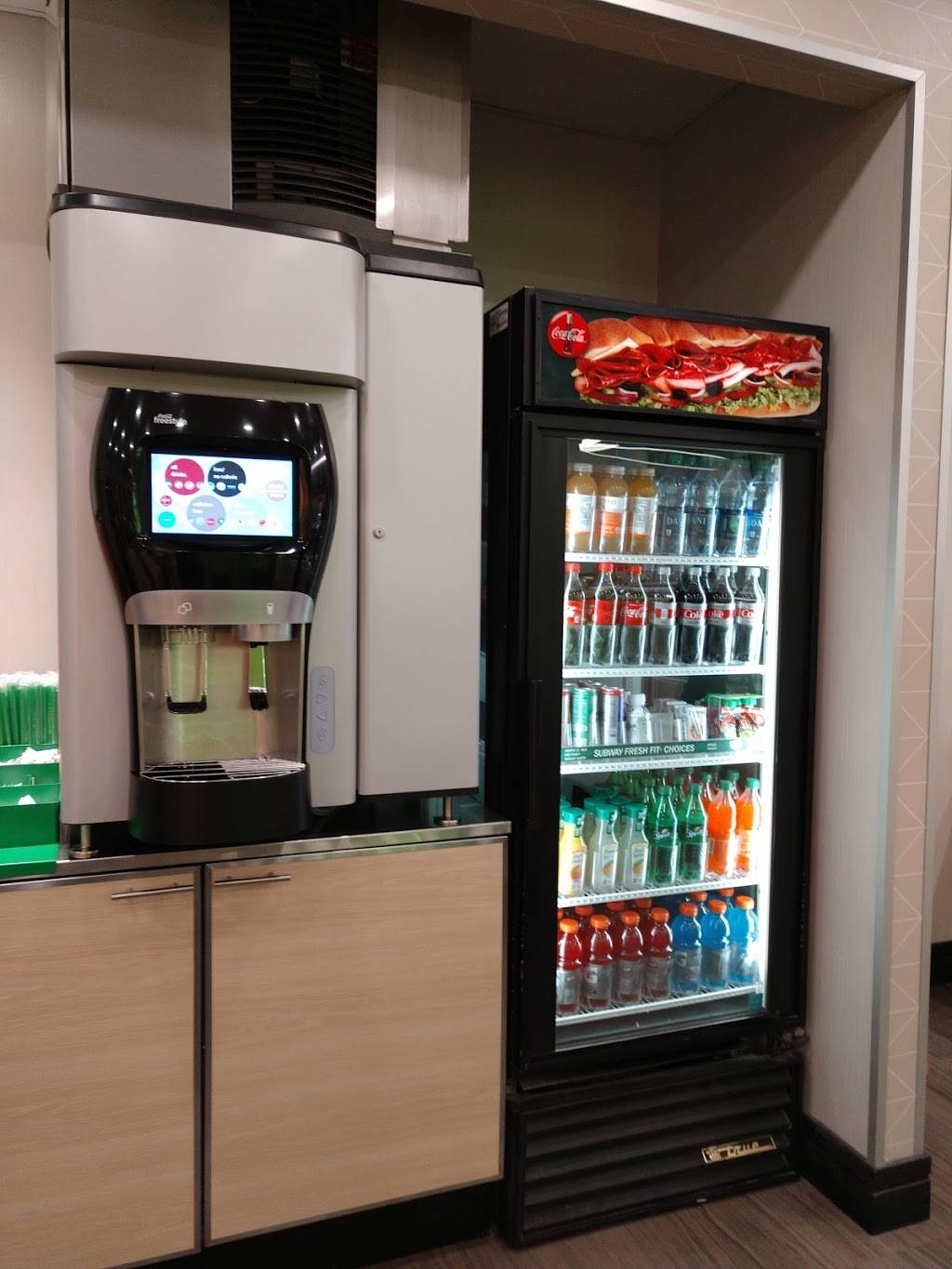 Subway Restaurants | restaurant | 1264 Pennsylvania Ave, Tyrone, PA 16686, USA | 8146844454 OR +1 814-684-4454