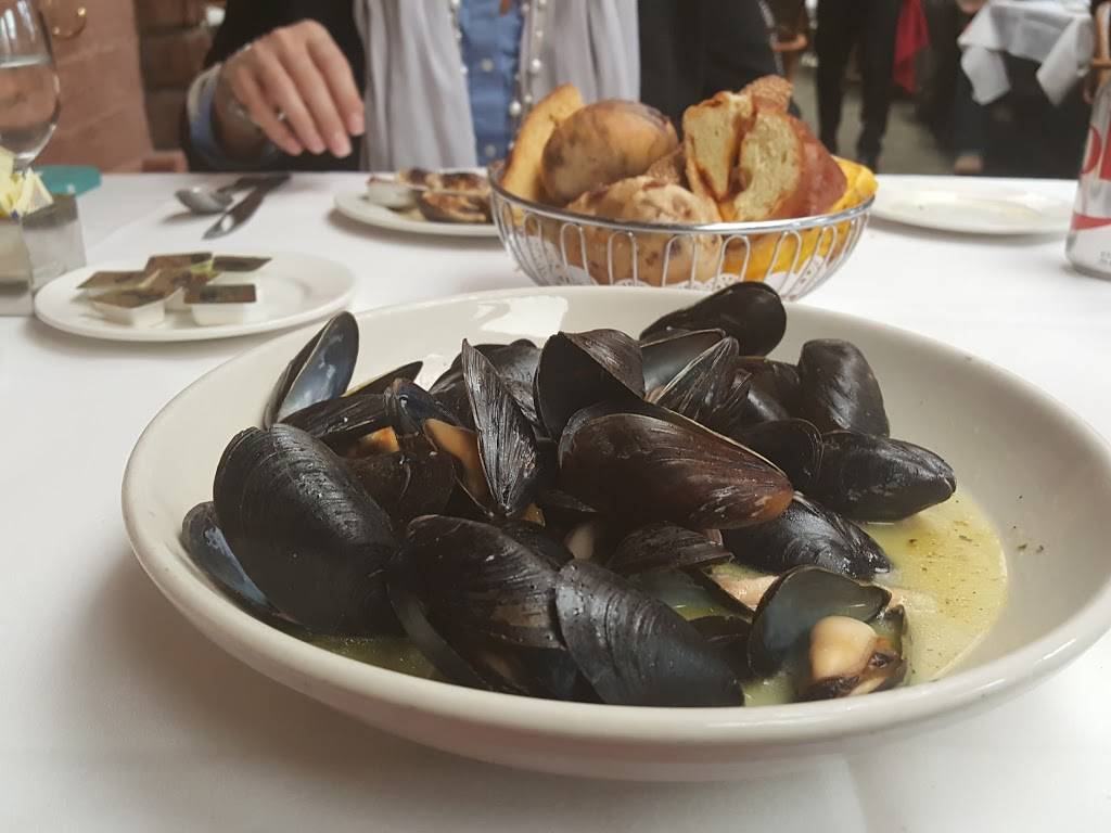 Park Side | restaurant | 107-01 Corona Ave, Corona, NY 11368, USA | 7182719871 OR +1 718-271-9871