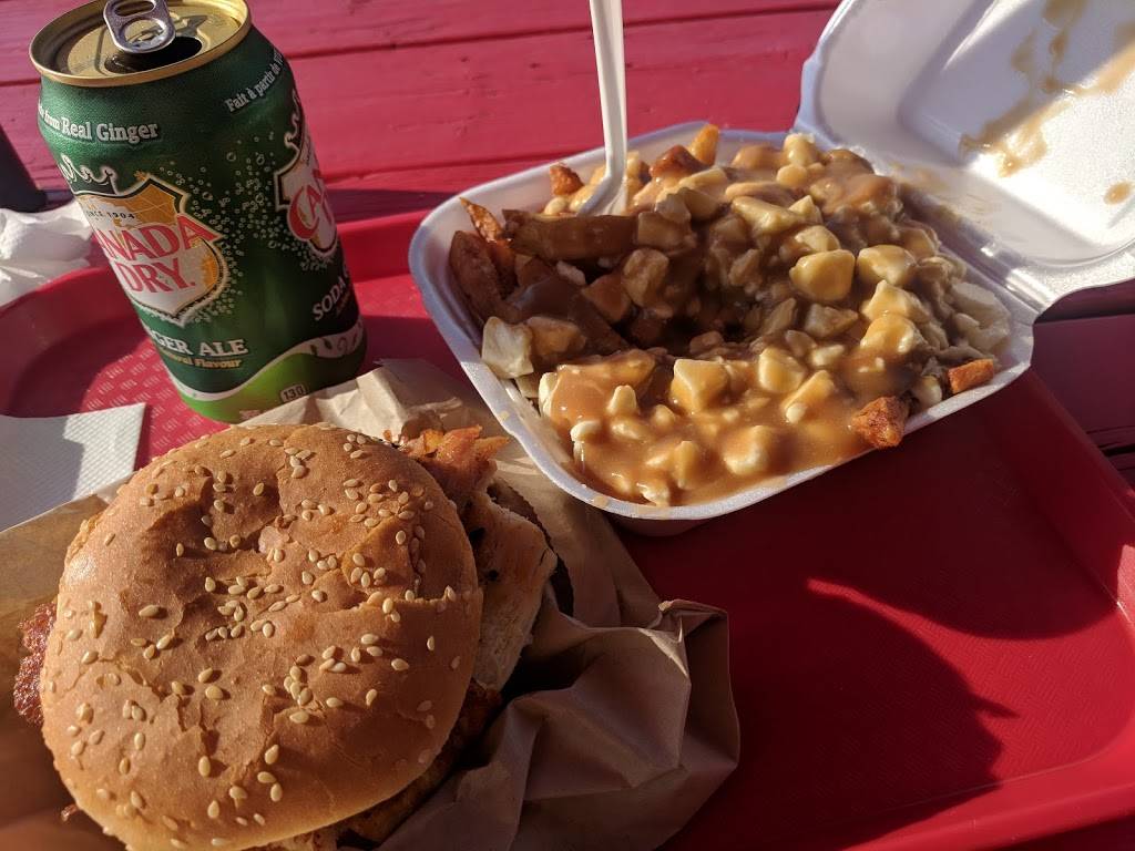 Chucks Casse-Croute | restaurant | 196 Chemin de la Savane, Gatineau, QC J8T 1R3, Canada | 8195615353 OR +1 819-561-5353