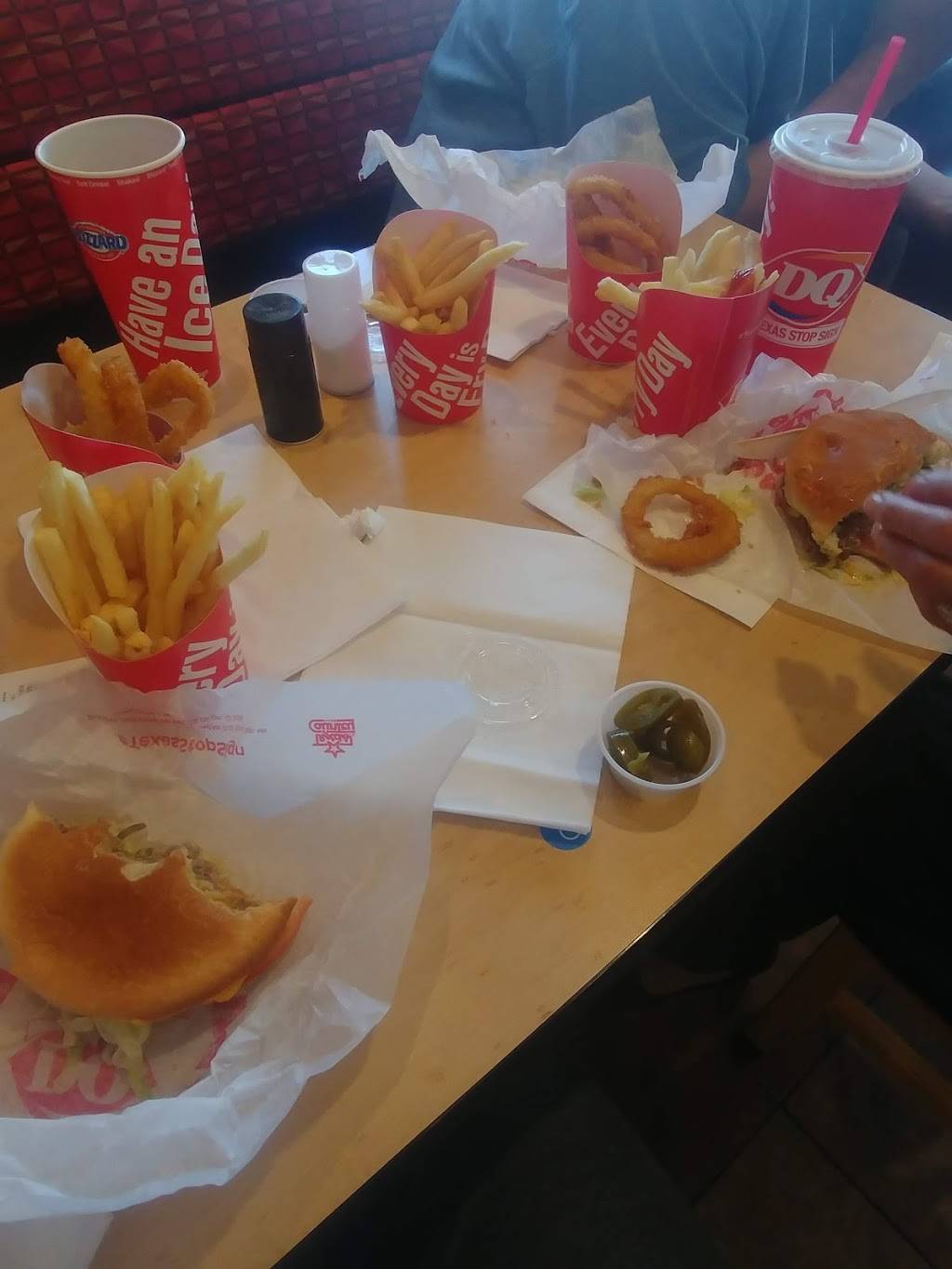 Dairy Queen | restaurant | 12920 Edgemere Blvd, El Paso, TX 79938, USA | 9158556839 OR +1 915-855-6839