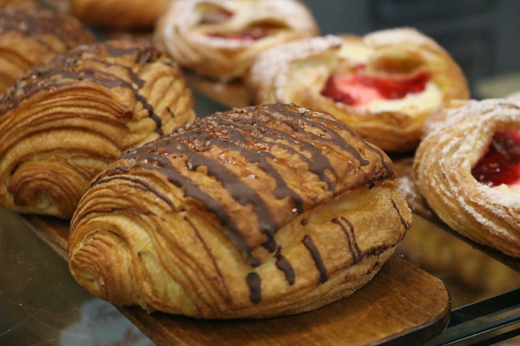 Francesca Italian Bakery & Delicatessen | bakery | 2 Invergordon Ave, Scarborough, ON M1S 2Y8, Canada | 4162991174 OR +1 416-299-1174