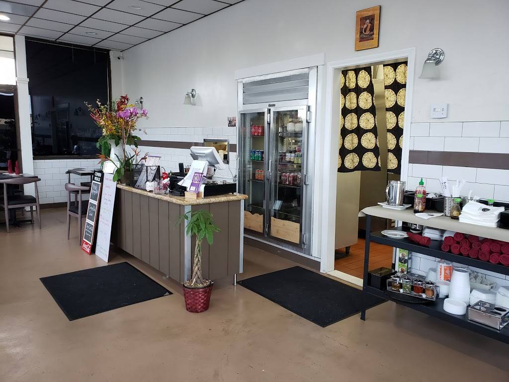 Luckys Thai Pantry | restaurant | 934 N Tustin St, Orange, CA 92867, USA | 7145380021 OR +1 714-538-0021