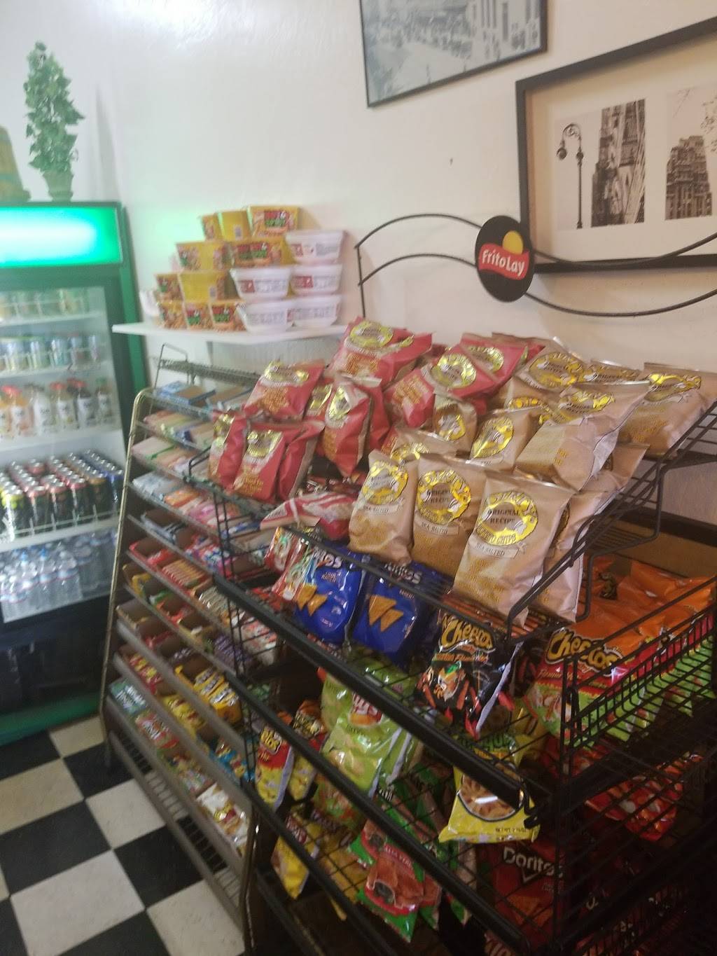 Billys | restaurant | 1938 Broadway, Oakland, CA 94612, USA | 5105298044 OR +1 510-529-8044