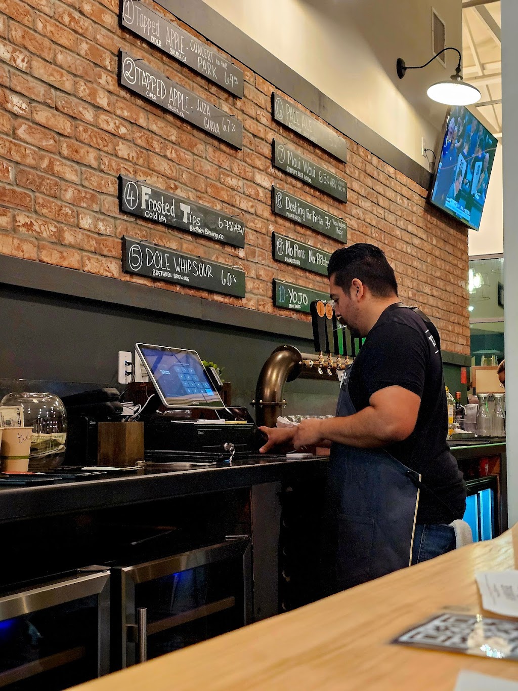 Ripon TAPHOUSE | restaurant | 222 W River Rd Suite C, Ripon, CA 95366, USA | 9257839662 OR +1 925-783-9662