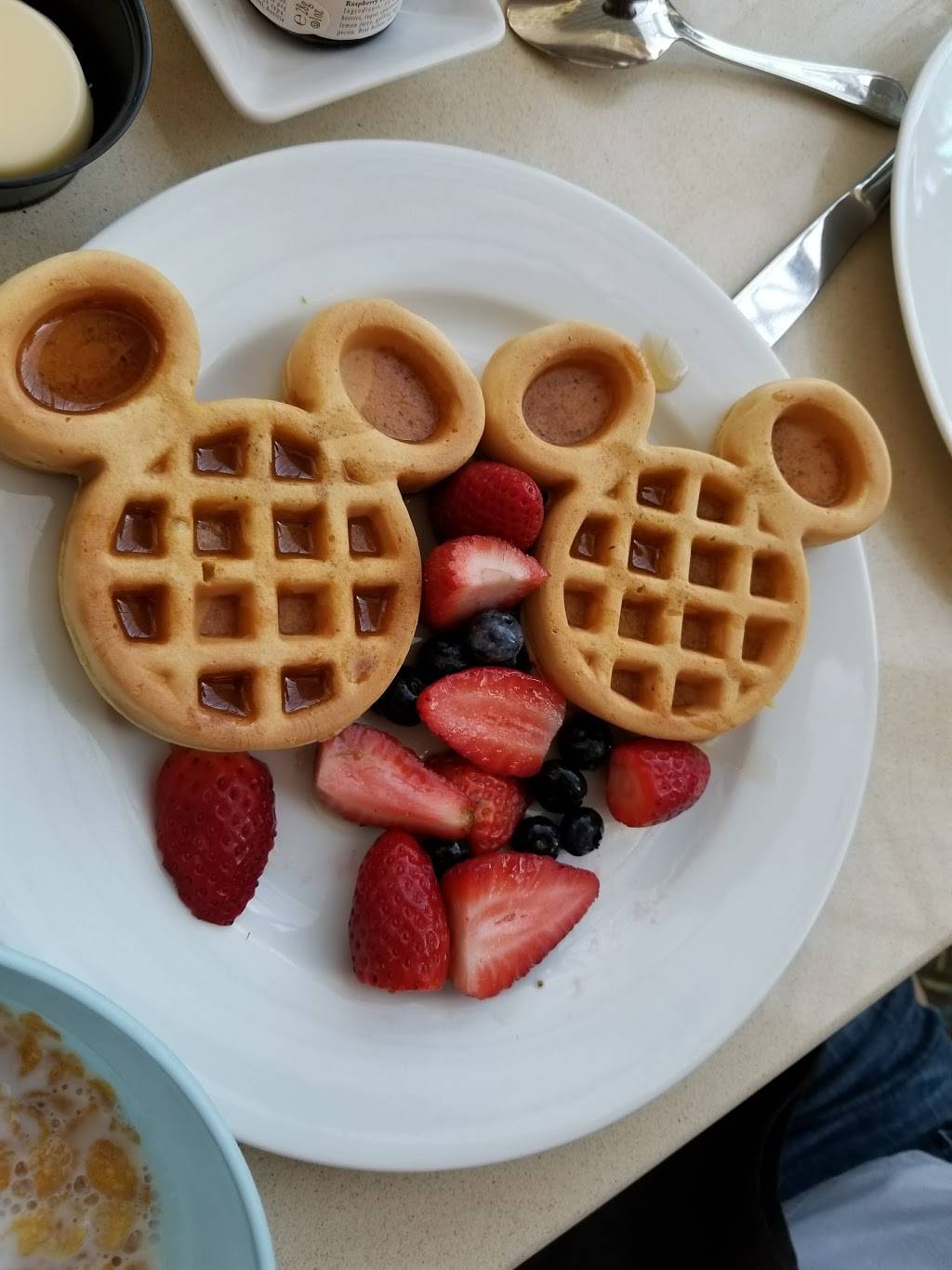 TusCA | restaurant | 11999 Harbor Blvd, Garden Grove, CA 92840, USA | 7147406047 OR +1 714-740-6047