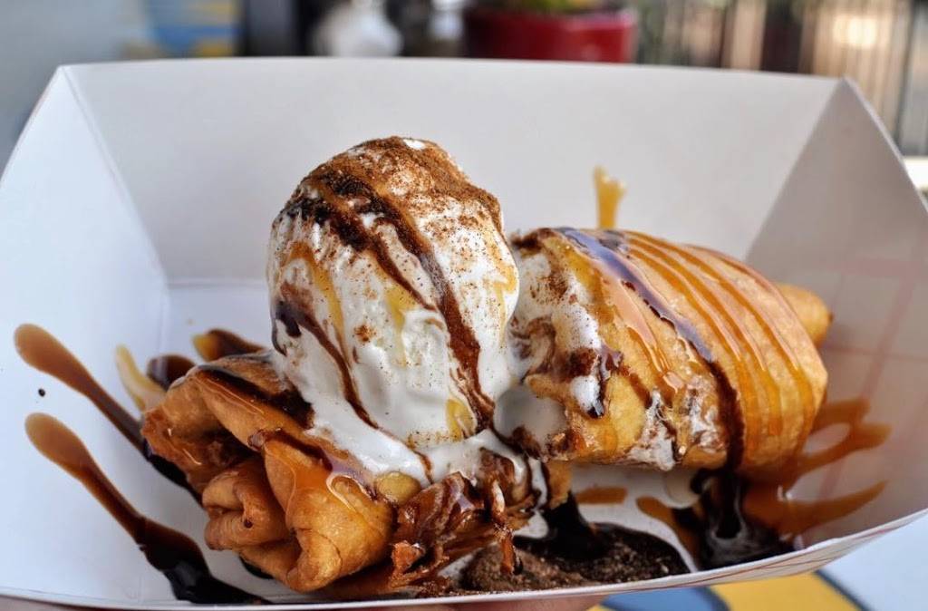 Shrimpys Burrito Bar | restaurant | 125 Front St, Massapequa Park, NY 11762, USA | 5167973299 OR +1 516-797-3299