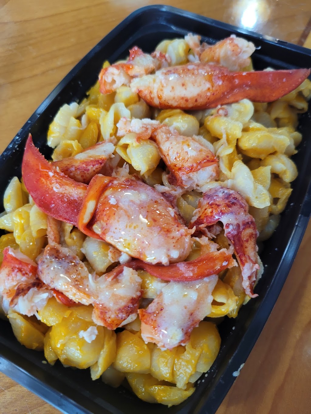 The Lobster Cage | restaurant | 9218 N Palafox St, Pensacola, FL 32534, USA | 8507413320 OR +1 850-741-3320