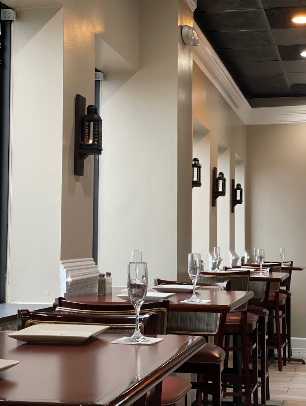 Urban Grill Steakhouse | restaurant | 13542 Minnieville Rd, Woodbridge, VA 22192, USA | 7039860114 OR +1 703-986-0114